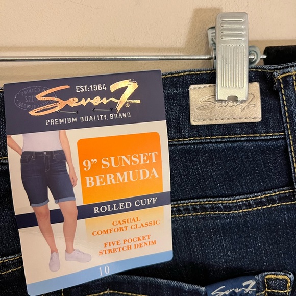 NWT Seven7 9inch sunset Bermuda cuff or un cuff shorts - Picture 4 of 6